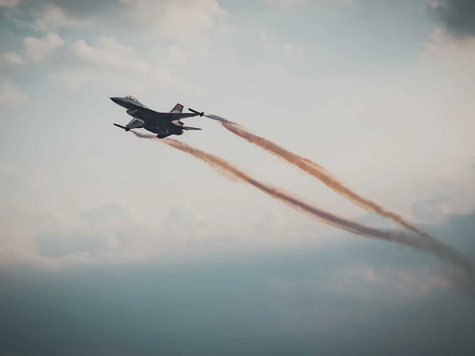 Fighter jet