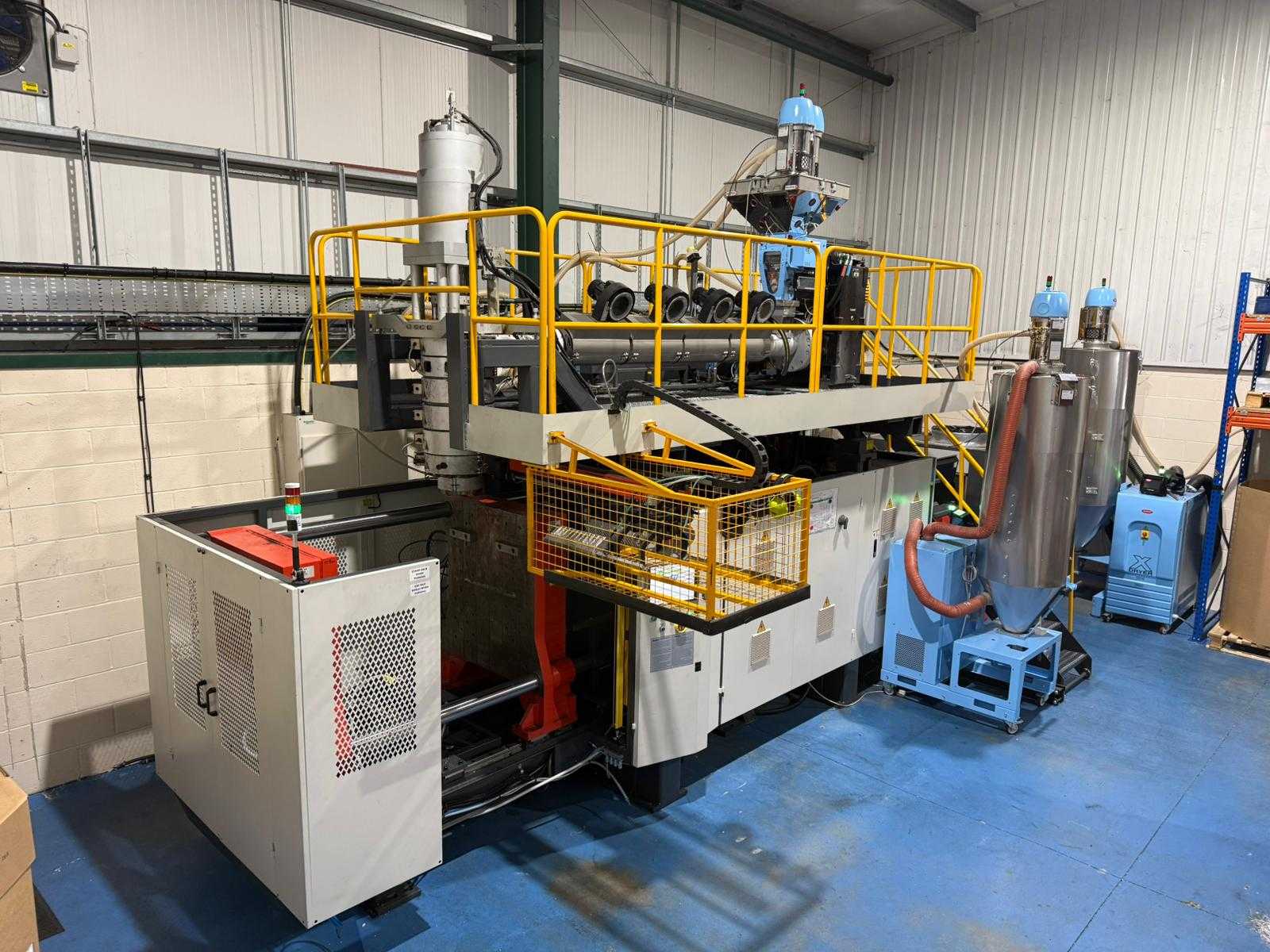 Gemini's JWELL extrusion blow moulding machine